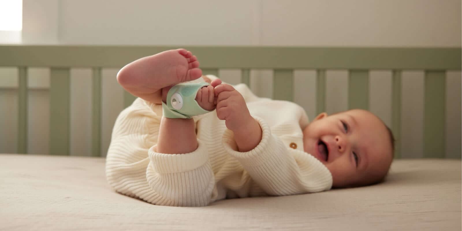 Owlet Tragesocke am Baby